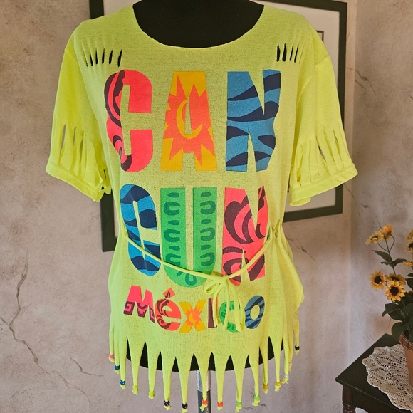 Cancun Mexico Vibrant Cut Weaved Beaded Neon Short Sleeve TShirt Women's Medium - Picture 1 of 7